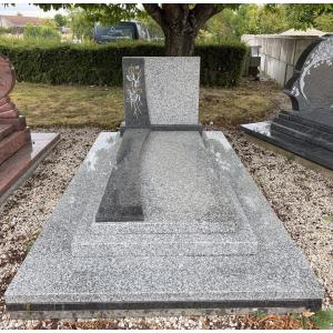 MONUMENT F412 EN TARN MOYEN GE ET POIVRE NOIR